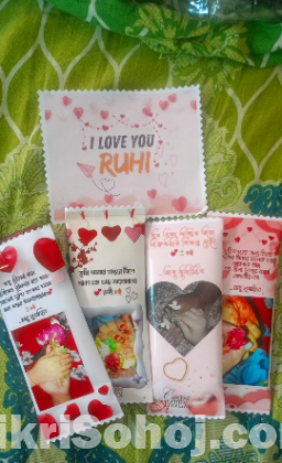 Customized Chocolate Package with artificial flower
